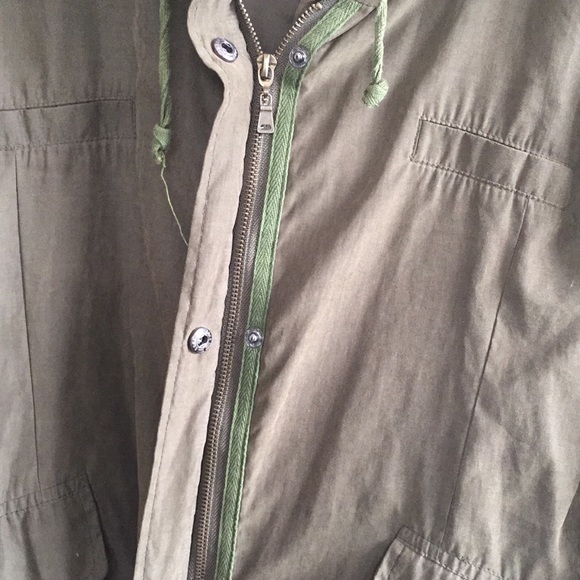 Brandy Melville ‘the Hailey’ Jacket - Picture 5 of 8